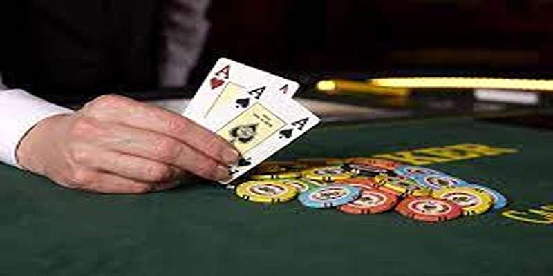 Làm thế nào để chọn bàn poker phù hợp?